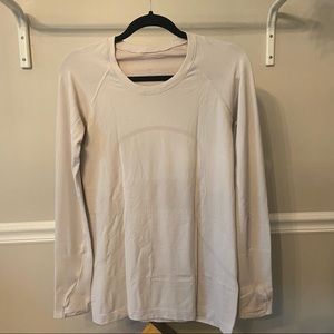 Swiftly Tech Long Sleeve Shirt